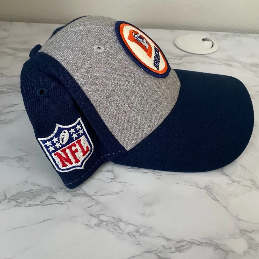 Brand New Unique Denver Broncos New Era NFL Cap Size Med/Large